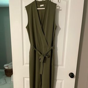 JDY Hunter Green Jumpsuit with Pockets and Sash